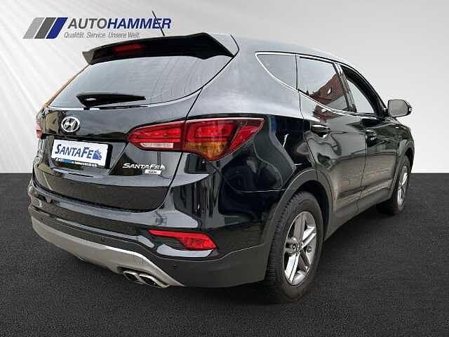 Hyundai SANTA FE 2.4 2WD TREND PDC Klimaaut. Navi Kamera