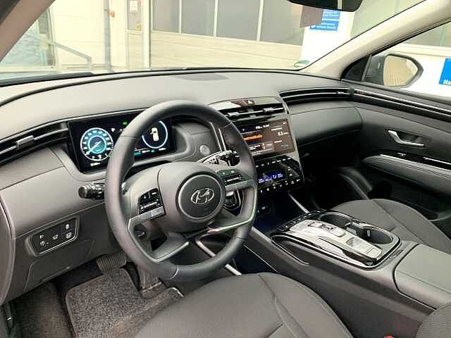 Hyundai TUCSON Hybrid Hybrid 4WD TREND LED SHZ LHZ Navi el.HK