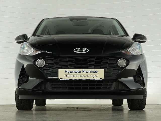 Hyundai i10 TREND+FERNLICHTASS.+ALLWETTERREIFEN+SITZ-/LENKRADH