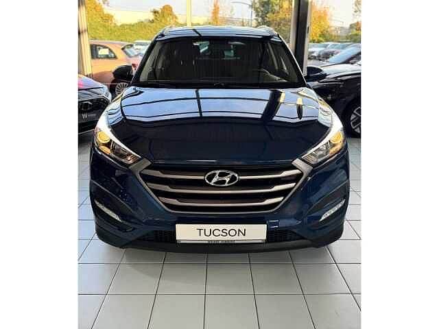 Hyundai TUCSON Advantage 2WD 1.6 EU6d-T Navi Mehrzonenklima Fahrerprofil DAB SHZ LenkradHZG