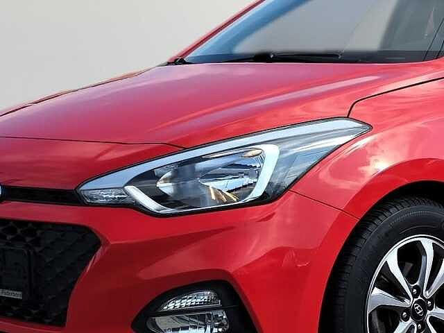 Hyundai i20 YES! 1.2 EU6d-T Apple CarPlay Android Auto DAB SHZ LenkradHZG Spurhalteass. Alar