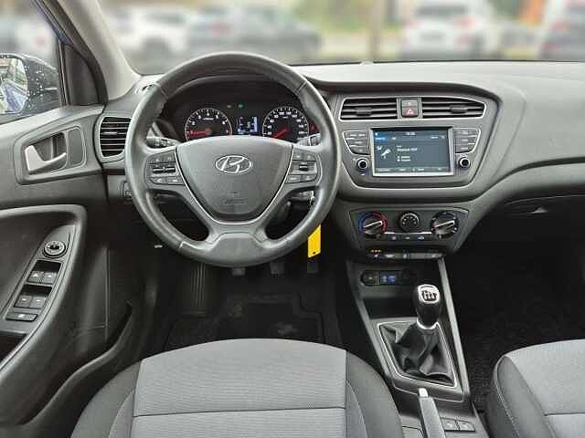 Hyundai i20 YES! 1.2 EU6d-T Apple CarPlay Android Auto DAB SHZ LenkradHZG Spurhalteass. Alar