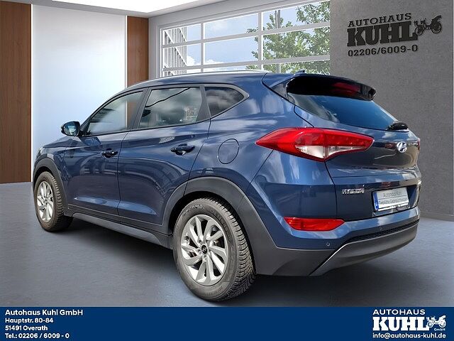 Hyundai TUCSON 1.6 Sport Navi Tiefer Spur - AHK 1400 kg