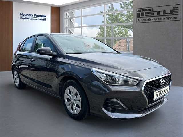 Hyundai i30 Soko Navi 1.4 +NAVI+KLIMA+RFK+SHZ+UVM+