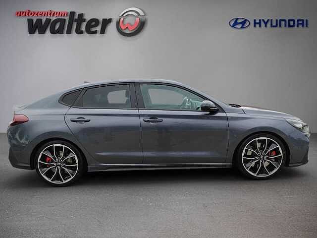 Hyundai i30 Fastback N N Performance, Navigation, Komfort-Paket, Querverstrebung, Sitzheizung