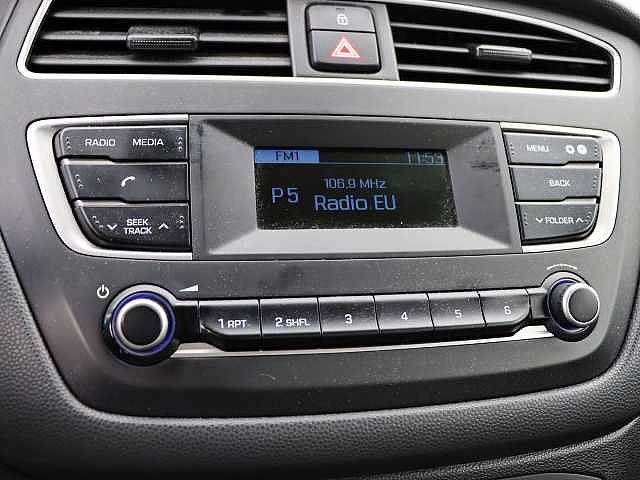 Hyundai i20 1.2 Classic 75PS 5 trg. Radio Klima USB ABS