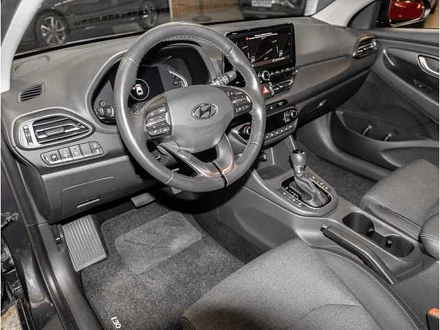 Hyundai i30 Fastback Fastback Edition 30+ DCT MHEV Navi+Voll LED+Klimaaut.