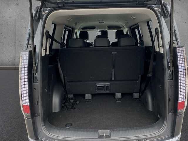 Hyundai STARIA 2.2 CRDi AT 4WD 9-Sitzer PRIME MJ23 Navi digitales Cockpit Klimasitze