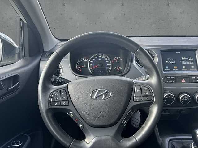 Hyundai i10 1.0 Trend 1.Hand Klima CarPlay SHZ Allwetter Beschädigt
