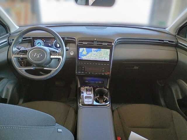 Hyundai TUCSON PHEV 1.6 4WD TREND ECS Assist-P. AHK Navi Allrad digitales Cockpit LED