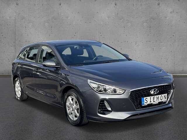 Hyundai i30 1.4 Select AHK PDC hi Bluetooth Klima USB