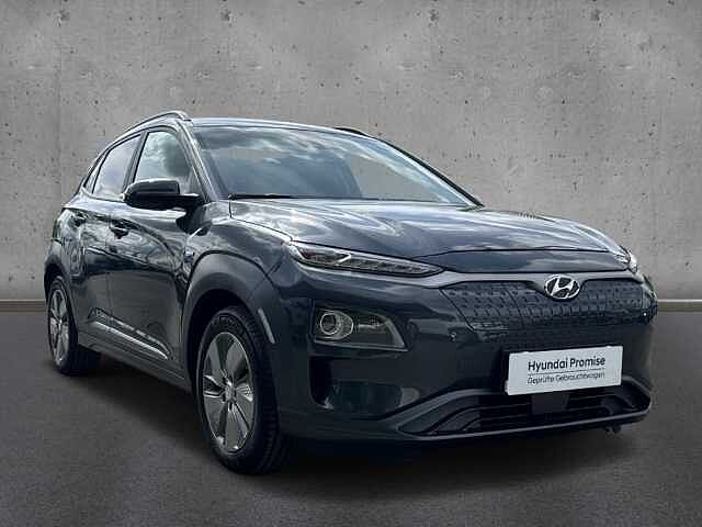 Hyundai KONA Elektro MJ20 100KW Style LED CarPlay RKam PDC SHZ