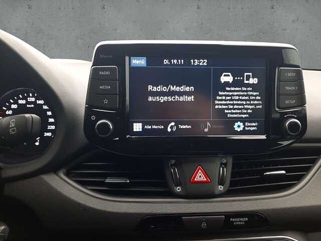 Hyundai i30 Kombi Kombi 1.5 GDI Select Klima RKam CarPlay BT LM16