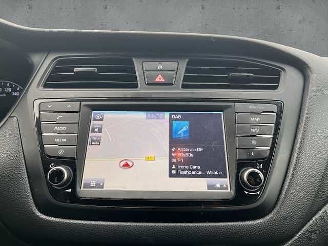 Hyundai i20 1.2 YES! Plus Navi SHZ LenkradHZG Bluetooth