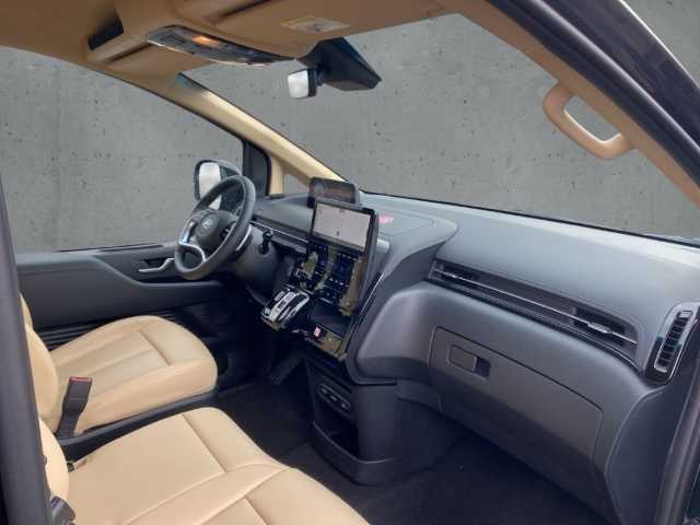 Hyundai STARIA 2.2 CRDi AT 2WD 9-Sitze PRIME Parkpaket Navi digitales Cockpit Klimasitze LED