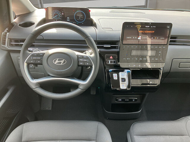 Hyundai STARIA HYBRID 1.6 T-GDI 6-AT TREND PARK PAKET ACCE