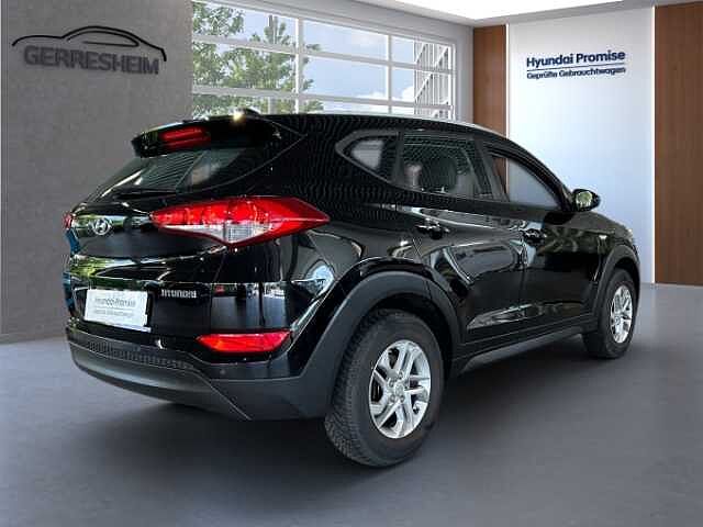 Hyundai TUCSON SoKo Navi EPH Sitzheizung Rückfahrkamera uvm.