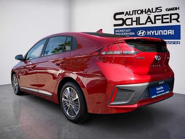 Hyundai IONIQ Plug-in Hybrid Plug-in-Hybrid 1.6 GDI Trend/Allwetterreifen