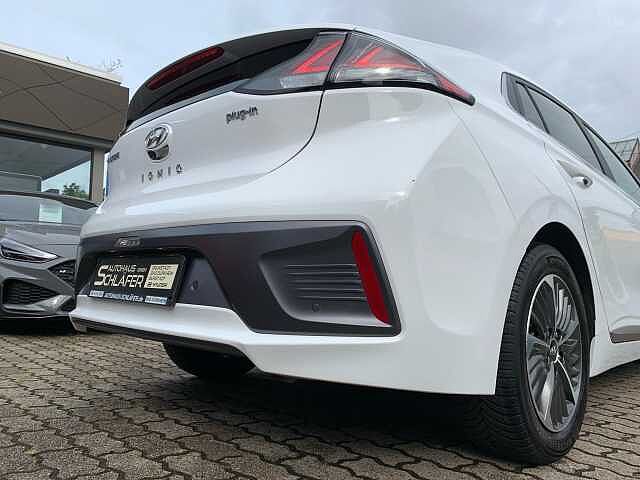 Hyundai IONIQ Plug-in Hybrid 1.6 GDI Advantage LED Navi SHZ