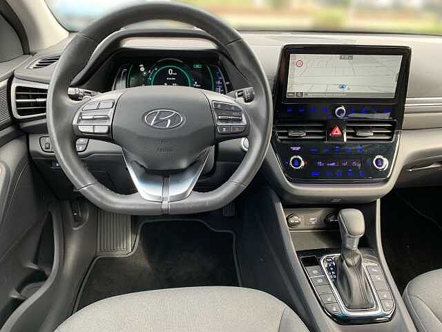 Hyundai IONIQ Plug-in Hybrid 1.6 GDI Advantage LED Navi SHZ