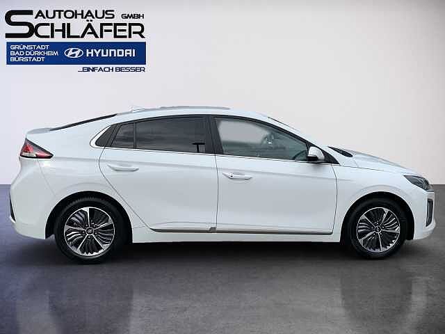 Hyundai IONIQ Plug-in Hybrid 1.6 GDI Advantage LED Navi SHZ