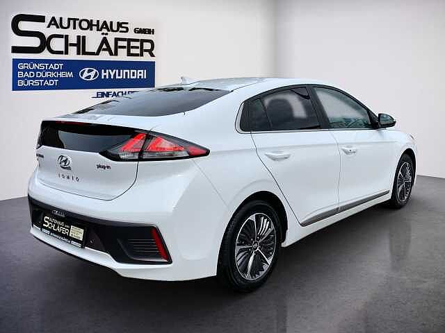 Hyundai IONIQ Plug-in Hybrid 1.6 GDI Advantage LED Navi SHZ