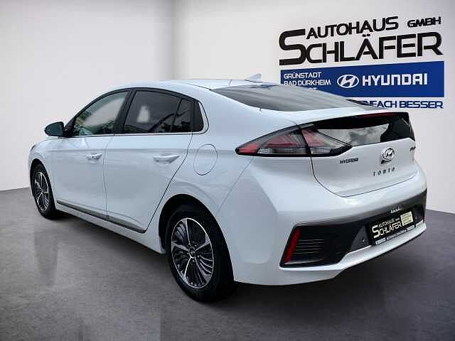 Hyundai IONIQ Plug-in Hybrid 1.6 GDI Advantage LED Navi SHZ