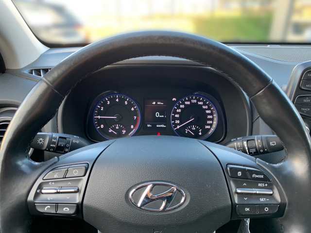 Hyundai KONA 1.0 T-GDI Trend/Navi/17Zoll