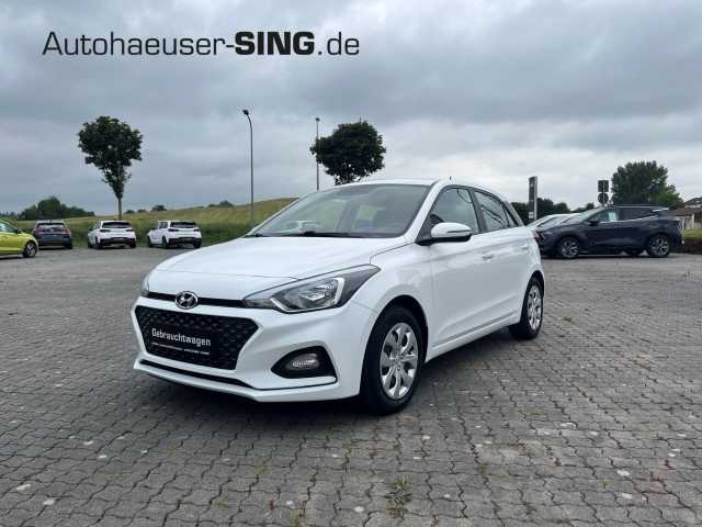 Hyundai i20 Select Klima 1. Hand Tagfahrlicht ESP