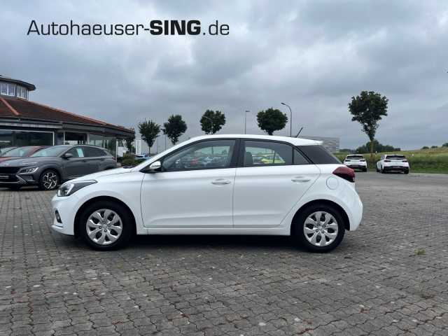 Hyundai i20 Select Klima 1. Hand Tagfahrlicht ESP