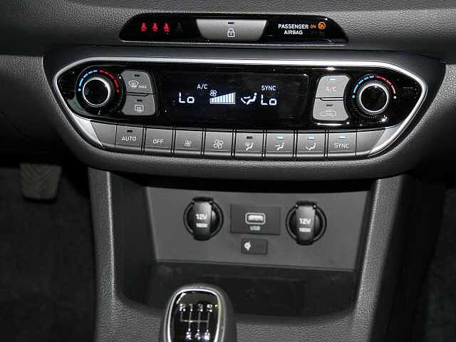 Hyundai i30 1.0 TGDI Trend Carplay Kamera Sitzheizung