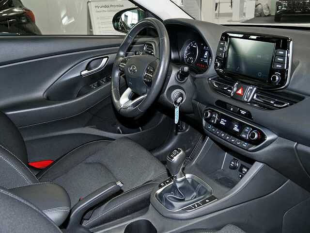 Hyundai i30 1.0 TGDI Trend Carplay Kamera Sitzheizung