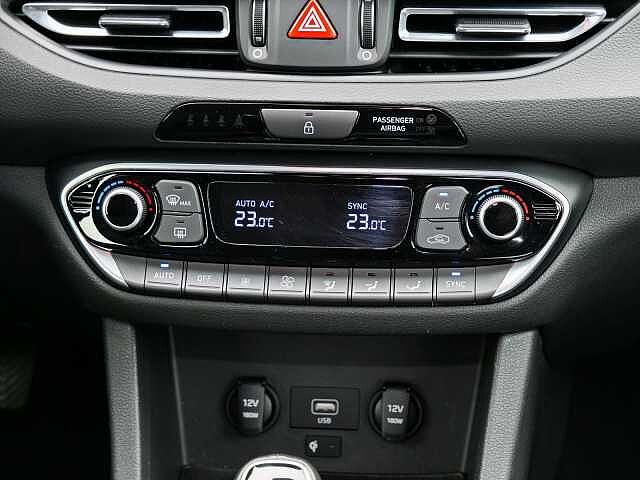 Hyundai i30 1.0 TGDI Trend Carplay Kamera Sitzheizung