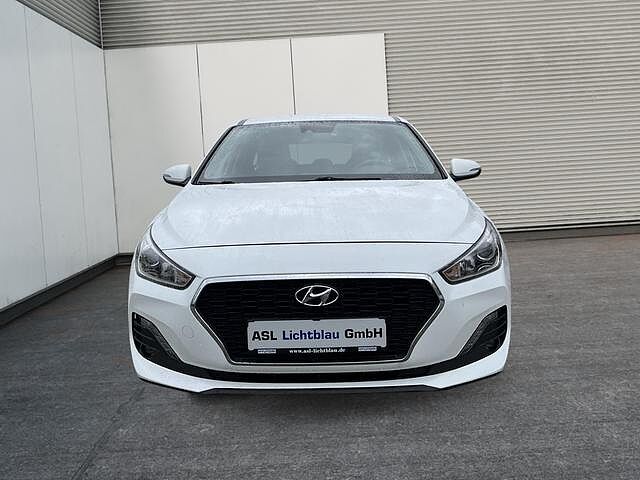 Hyundai i30 Kombi Select 1.4 M/T 1.4