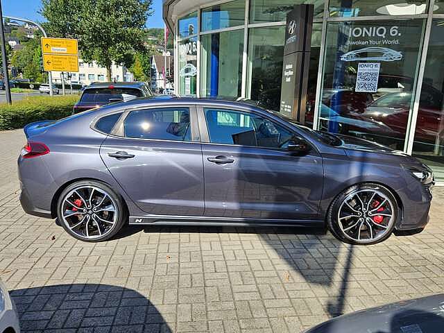 Hyundai i30 Fastback N Fastback N Perform. 2.0 T-GDI Komfort-, Navi-Paket