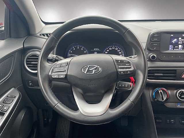 Hyundai KONA Select 2WD