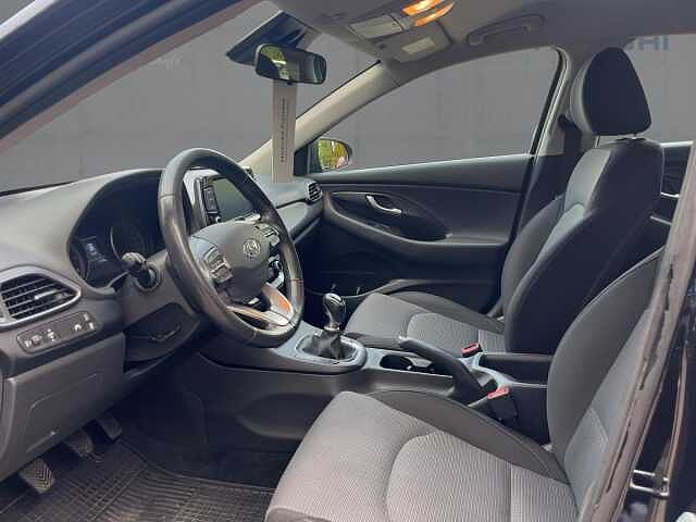 Hyundai i30 SELECT *FLA*SpurH*Navi*PDC*KAM*SHZ