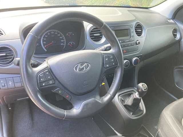 Hyundai i10 EU6d-T FL MY19 1.0 Benzin M T Sonderedition YES! (