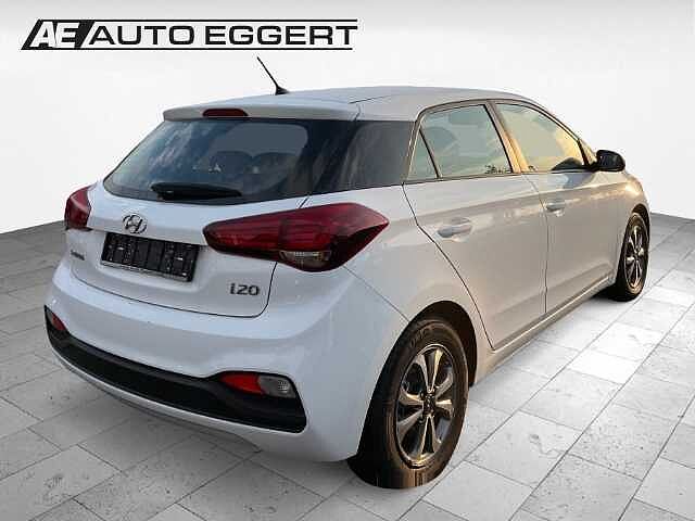 Hyundai i20 Select EU6d-T New 5-Türer Facelift 1.2 B Benzin M T 84PS S