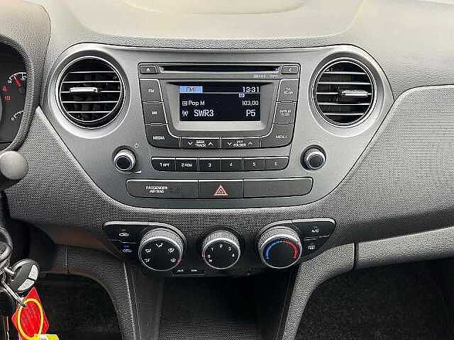 Hyundai i10 1.0 5TÜRER CLASSIC KLIMAANLAGE+RADIO TÜV-NEU