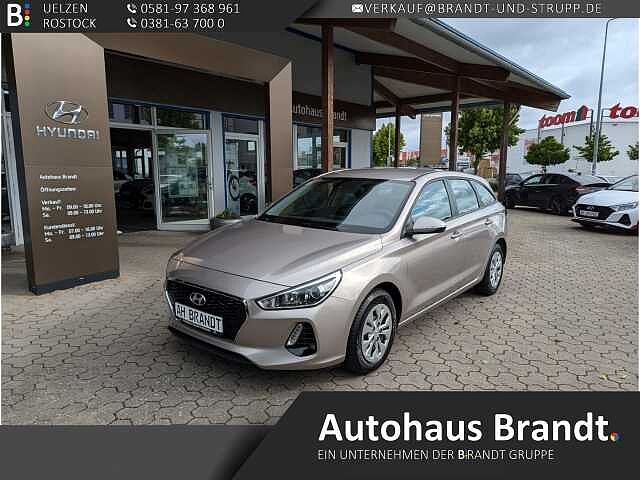 Hyundai i30cw Select 1.4 Spurhalteass. Fernlichtass. Alarm Notbremsass. Tempomat Klima