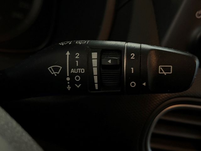 Hyundai KONA Premium 1.0 Apple CarPlay - NAVI - LED - Elektr. Sitze