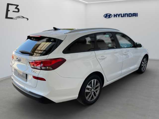 Hyundai i30cw 1.0 Turbo M/T Family Plus Panoramadach