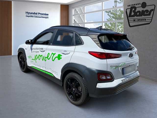 Hyundai KONA Electro MJ20 (150kW) STYLE-Paket inkl. Stoff-Ledersitze