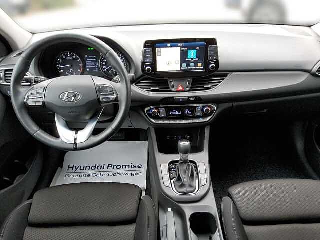 Hyundai i30cw cw 1.4 TGDi 7DCT YES! NAVI/KAMERA/SHZ/EINPARKHILFE