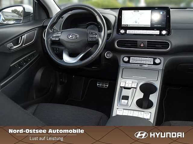 Hyundai KONA Elektro Elektro Advantage 2WD Navi Kamera SHZ Klima