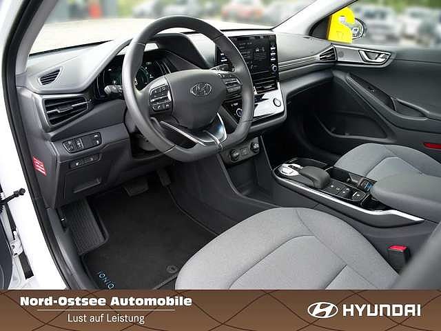 Hyundai IONIQ Elektro Elektro Kamera Tempomat Bluetooth Klima