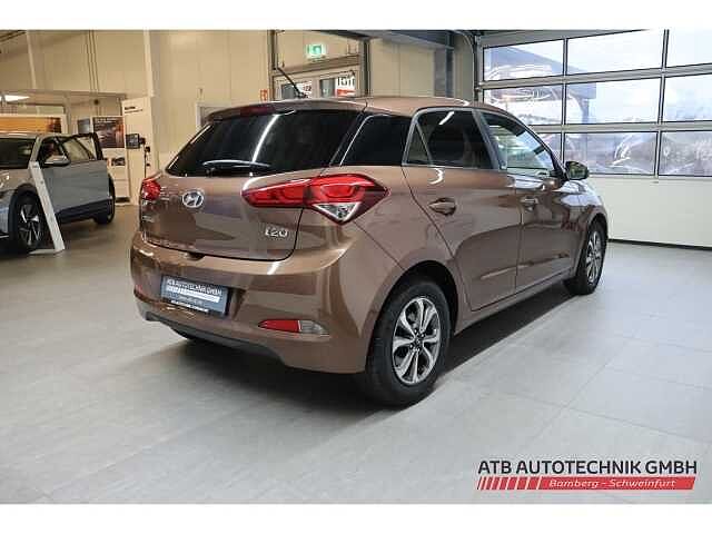 Hyundai i20 Passion 1.2 SHZ LenkradHZG Klima Radio