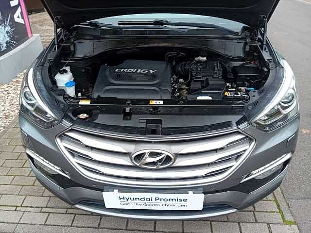 Hyundai SANTA FE 2,2 CRDI Premium Standheizung Leder Xenon Navi