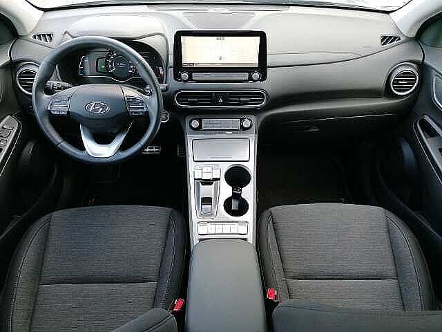 Hyundai KONA Elektro Advantage NAVI KAMERA SHZ PDC DAB   TEMPOMAT